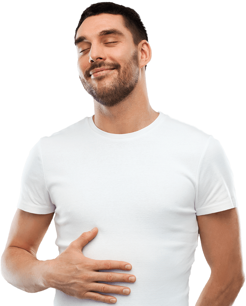 Ein junger Mann streicht sich genießerisch mit verschlossenen Augen mit einer Hand über den Bauch.